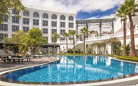 Silk Path Grand Hue Hotel
